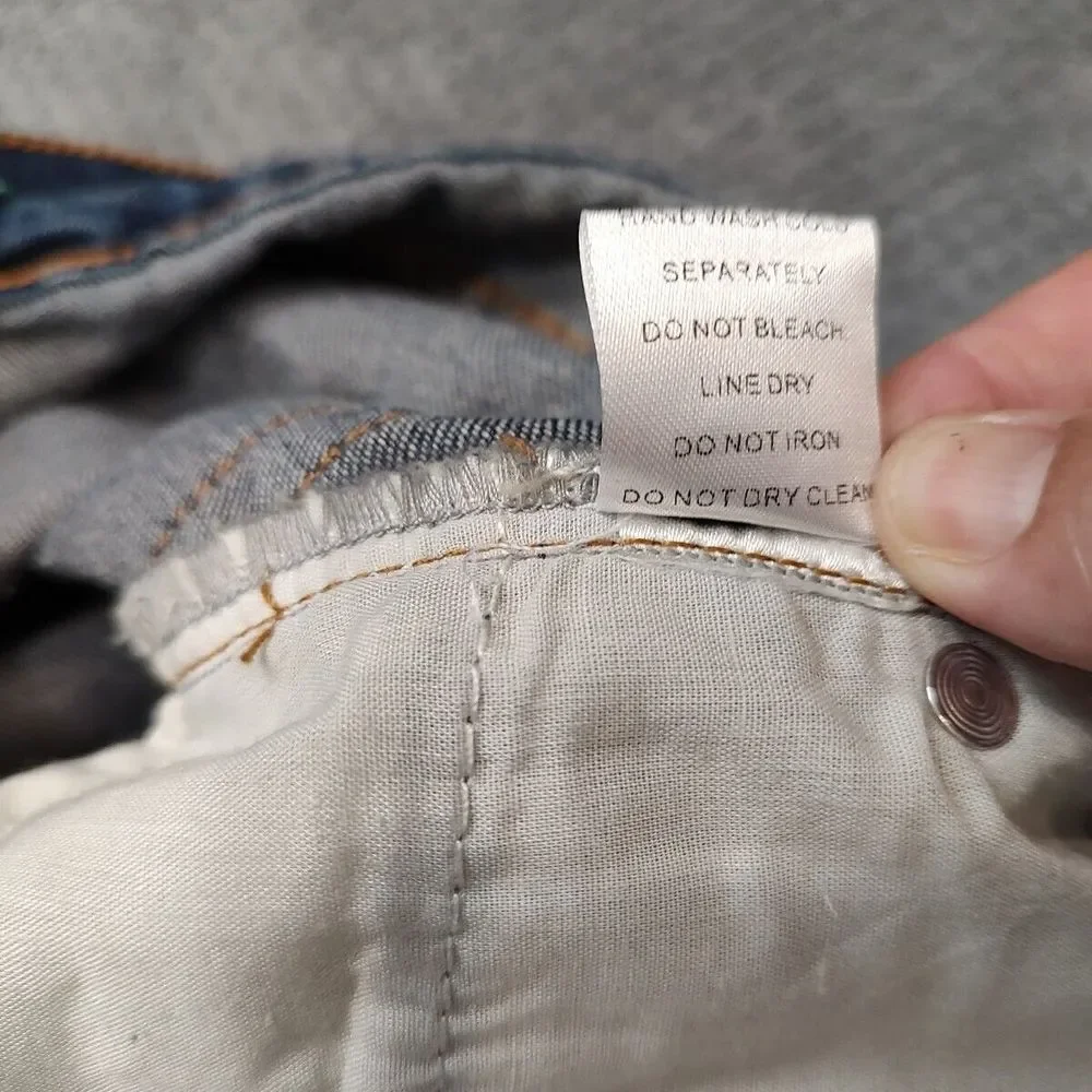 Signature Eight Women's‎ Jeans Sz Small Blue Denim Distressed Embellished TWEE